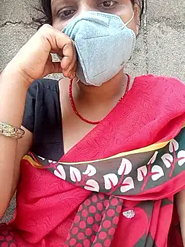 Snapshot of Lattika-Bhabhi chatting on September 17, 9:11 am Lattika-Bhabhi online show from September 17, 9:11 am