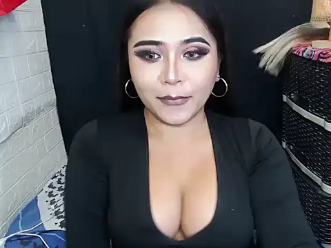 x12inchanaconda online show from December 15, 10:10 am