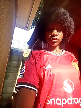 Snapshot of Petite_li chatting on February 15, 5:52 am Petite li online show from February 15, 5:52 am