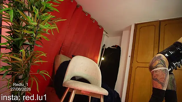 Redlu 1 online show from June 27, 11:55 pm