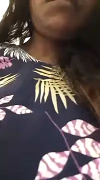 Snapshot of julia_joy chatting on March 19, 11:03 pm julia joy online show from March 19, 11:03 pm