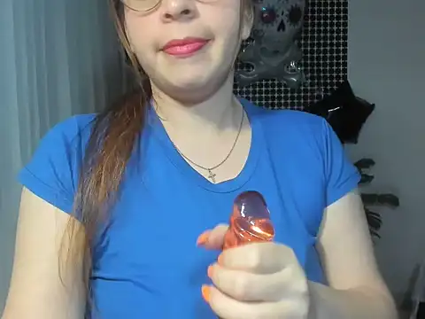 lorenitabella online show from October 24, 8:35 am