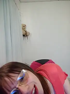 Snapshot of lorenitabella chatting on June 29, 8:41 pm lorenitabella online show from June 29, 8:41 pm