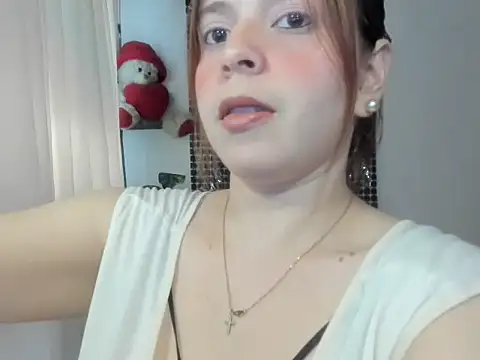 lorenitabella online show from November 17, 8:24 pm