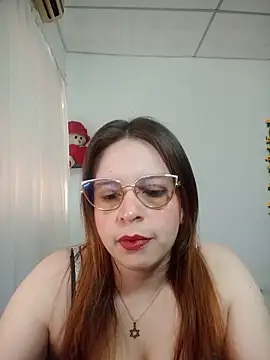 lorenitabella online show from May 21, 8:50 pm