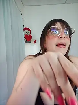 Snapshot of lorenitabella chatting on July 7, 8:34 pm lorenitabella online show from July 7, 8:34 pm