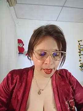 Snapshot of lorenitabella chatting on June 16, 8:58 am lorenitabella online show from June 16, 8:58 am