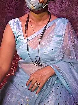 XBHUUME online show from November 13, 5:06 pm