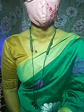 Snapshot of XBHUUME chatting on January 23, 5:31 pm XBHUUME online show from January 23, 5:31 pm