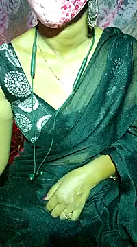 Snapshot of XBHUUME chatting on January 18, 6:10 pm XBHUUME online show from January 18, 6:10 pm