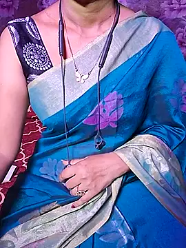 XBHUUME online show from November 14, 5:27 pm