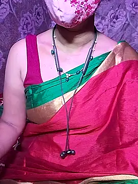 Snapshot of XBHUUME chatting on March 6, 5:22 pm XBHUUME online show from March 6, 5:22 pm