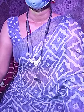 Snapshot of XBHUUME chatting on October 30, 4:26 pm XBHUUME online show from October 30, 4:26 pm