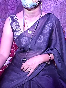 XBHUUME online show from November 17, 4:33 pm