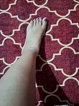 Snapshot of XBHUUME chatting on January 29, 5:51 am XBHUUME online show from January 29, 5:51 am