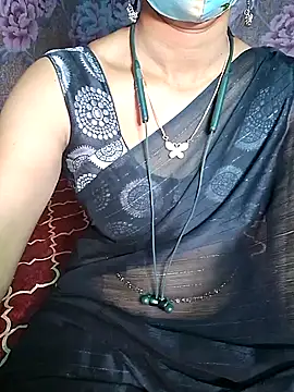 Snapshot of XBHUUME chatting on December 27, 5:48 pm XBHUUME online show from December 27, 5:48 pm