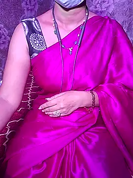 XBHUUME online show from October 31, 4:25 pm