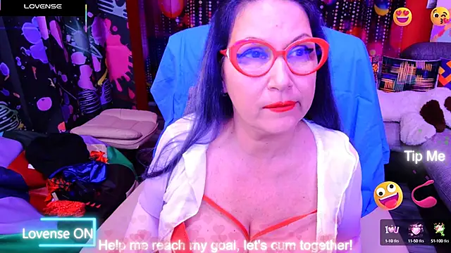 mature lisa naughty online show from February 15, 5:50 pm