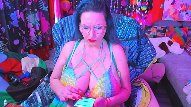 mature lisa naughty online show from March 1, 10:24 am