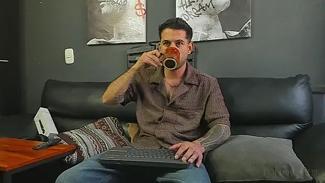 Davevilboy online show from November 7, 12:31 pm