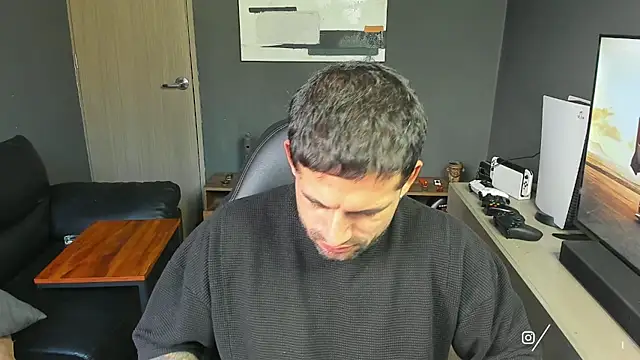 Davevilboy online show from November 12, 11:58 am