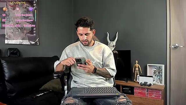 Davevilboy online show from February 7, 12:17 pm