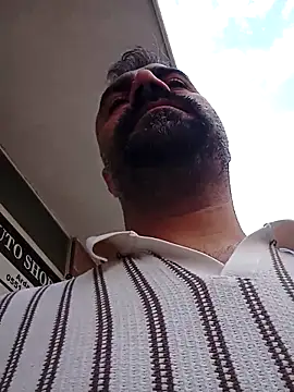 Snapshot of kevgir08 chatting on June 17, 1:54 pm kevgir08 online show from June 17, 1:54 pm