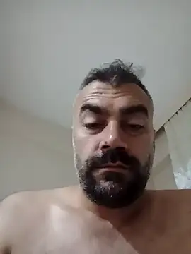Snapshot of kevgir08 chatting on July 17, 12:41 am kevgir08 online show from July 17, 12:41 am