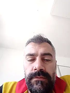 Snapshot of kevgir08 chatting on June 10, 10:05 am kevgir08 online show from June 10, 10:05 am