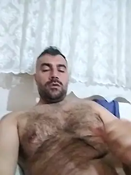 Snapshot of kevgir08 chatting on December 13, 10:27 pm kevgir08 online show from December 13, 10:27 pm
