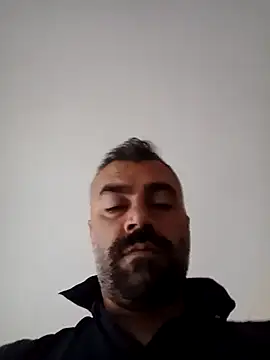 Snapshot of kevgir08 chatting on June 19, 3:45 am kevgir08 online show from June 19, 3:45 am