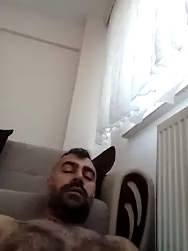 Snapshot of kevgir08 chatting on December 20, 11:02 am kevgir08 online show from December 20, 11:02 am