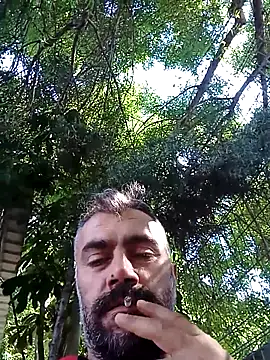 Snapshot of kevgir08 chatting on June 3, 6:47 am kevgir08 online show from June 3, 6:47 am