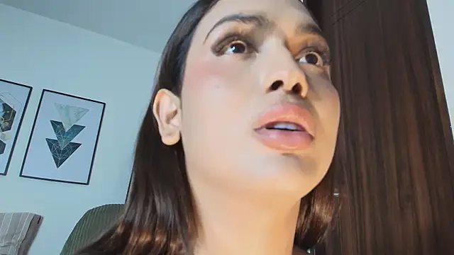 carminaurmommy online show from February 17, 10:40 pm