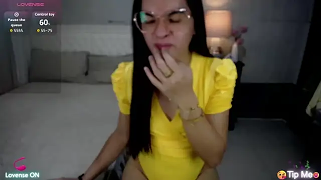 Snapshot of xAsianSweetHeart chatting on June 20, 11:32 pm xAsianSweetHeart online show from June 20, 11:32 pm