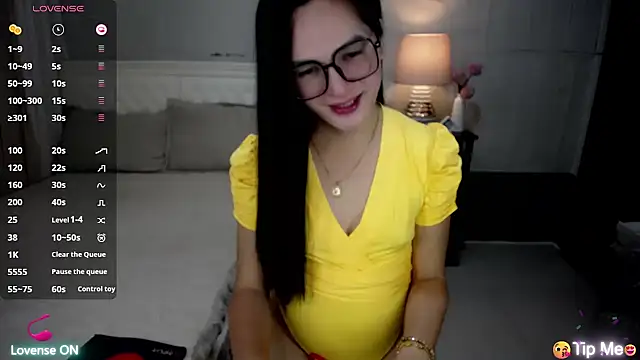 xAsianSweetHeart online show from June 1, 11:04 pm