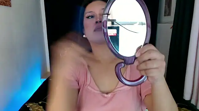 Snapshot of Angelic_Fuckerxxx chatting on February 13, 10:34 am Angelic Fuckerxxx online show from February 13, 10:34 am