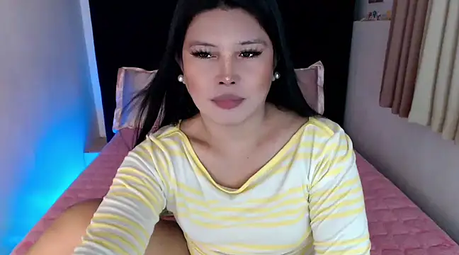Snapshot of Angelic_Fuckerxxx chatting on March 21, 6:16 am Angelic Fuckerxxx online show from March 21, 6:16 am