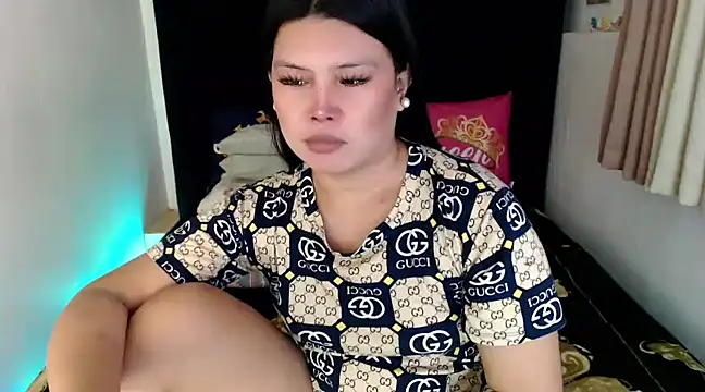Snapshot of Angelic_Fuckerxxx chatting on March 11, 5:02 am Angelic Fuckerxxx online show from March 11, 5:02 am