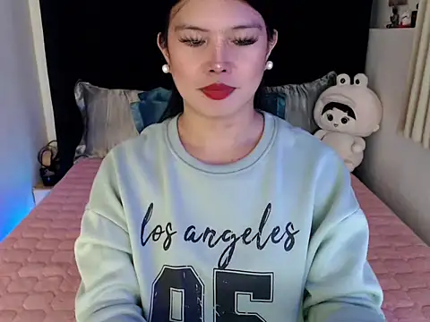 Angelic Fuckerxxx online show from December 16, 5:39 pm