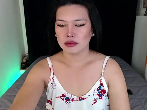 Snapshot of Angelic_Fuckerxxx chatting on September 29, 3:13 am Angelic Fuckerxxx online show from September 29, 3:13 am