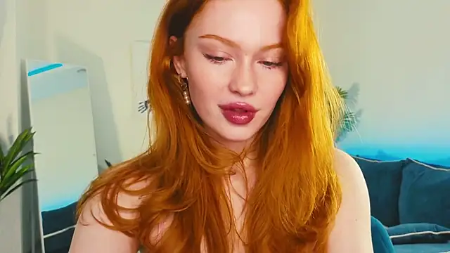 Born to Loveee online show from January 15, 2:20 pm