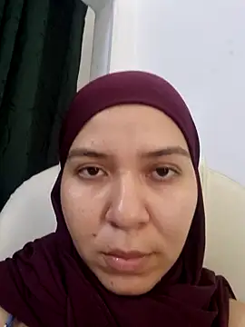 MatchedEyebrow online show from February 19, 2:44 pm