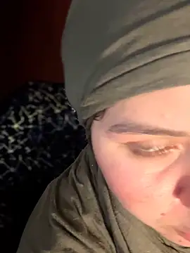 MatchedEyebrow online show from May 20, 9:56 pm