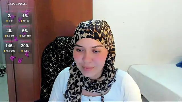 Snapshot of MatchedEyebrow chatting on July 14, 8:15 pm MatchedEyebrow online show from July 14, 8:15 pm