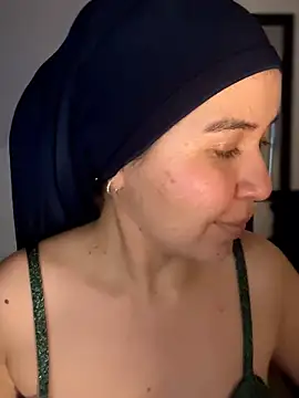 MatchedEyebrow online show from March 25, 6:40 pm