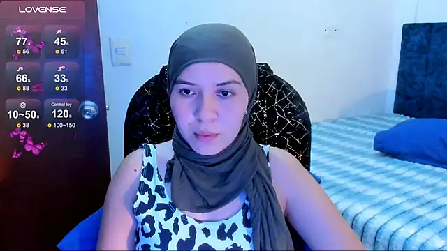 Snapshot of MatchedEyebrow chatting on July 2, 8:59 pm MatchedEyebrow online show from July 2, 8:59 pm