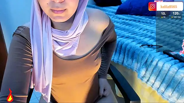 MatchedEyebrow online show from March 12, 9:08 pm