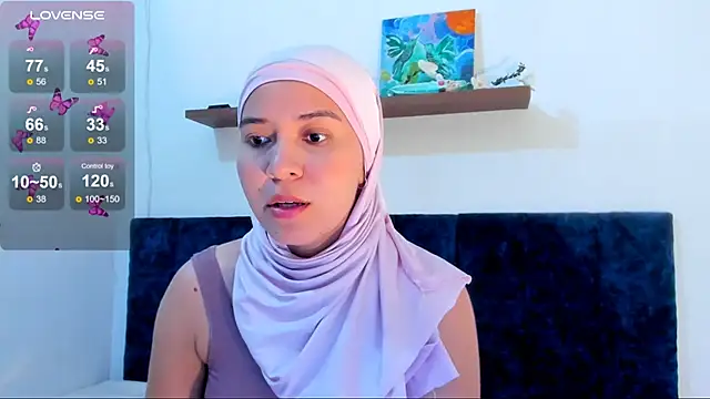 Snapshot of MatchedEyebrow chatting on July 9, 10:53 pm MatchedEyebrow online show from July 9, 10:53 pm