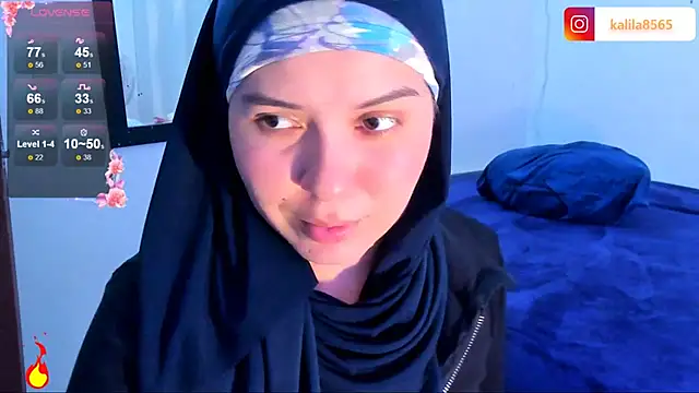 MatchedEyebrow online show from February 6, 9:33 pm